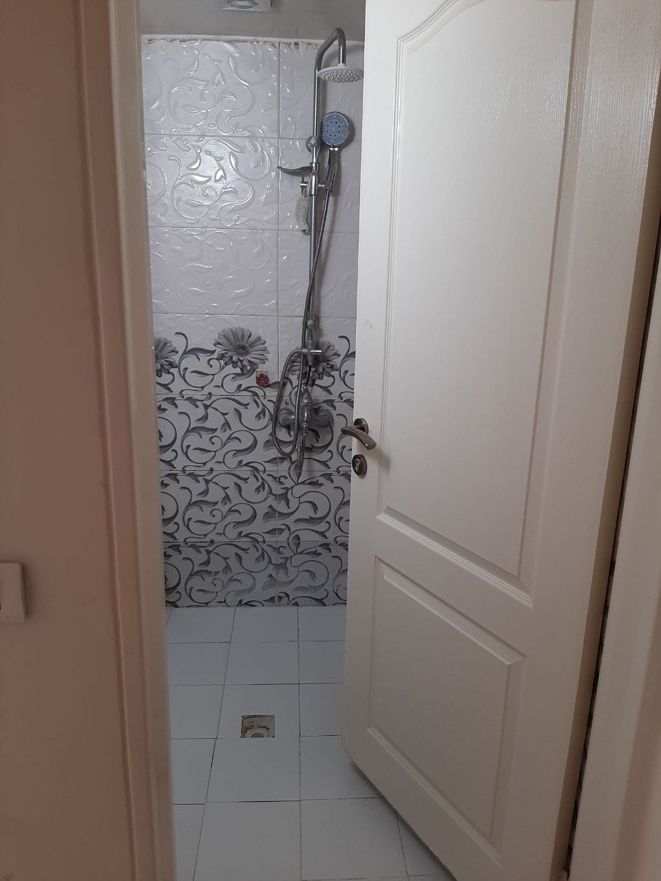 فروش اپارتمان 90 متر فدک فول امکانات خوش نقشه غرق در نور