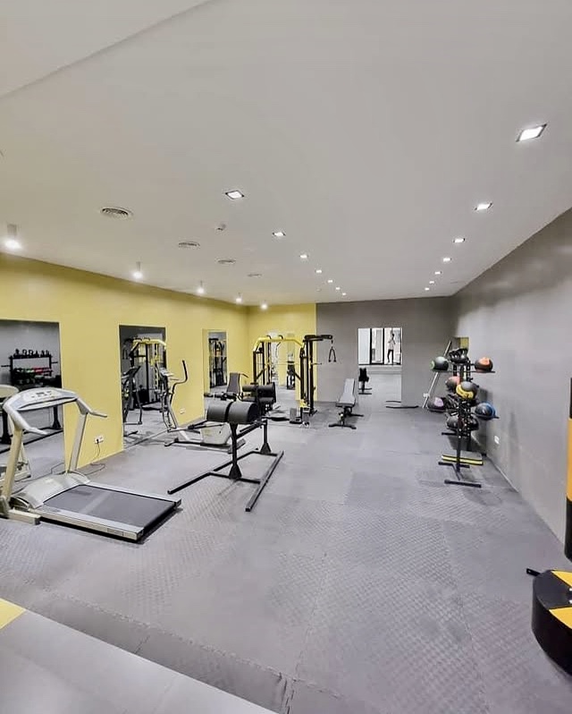 اجاره آپارتمان 220 متر نیاوران تراس با ویو