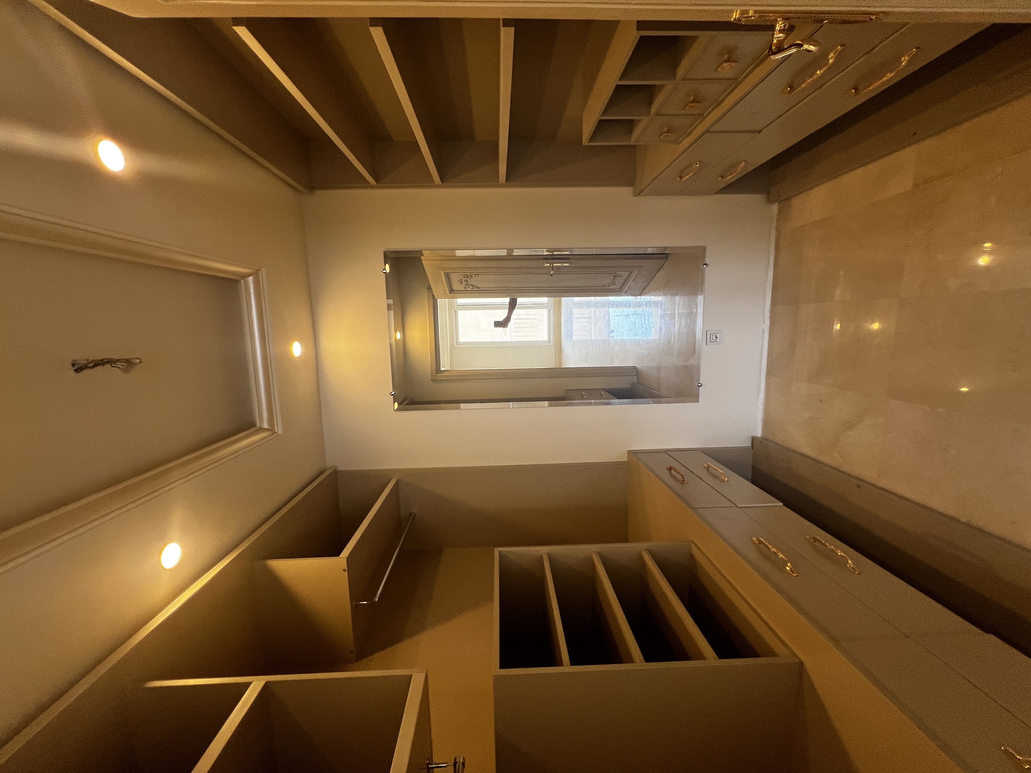 فروش 281 متر آپارتمان قلب دروس اکازیون