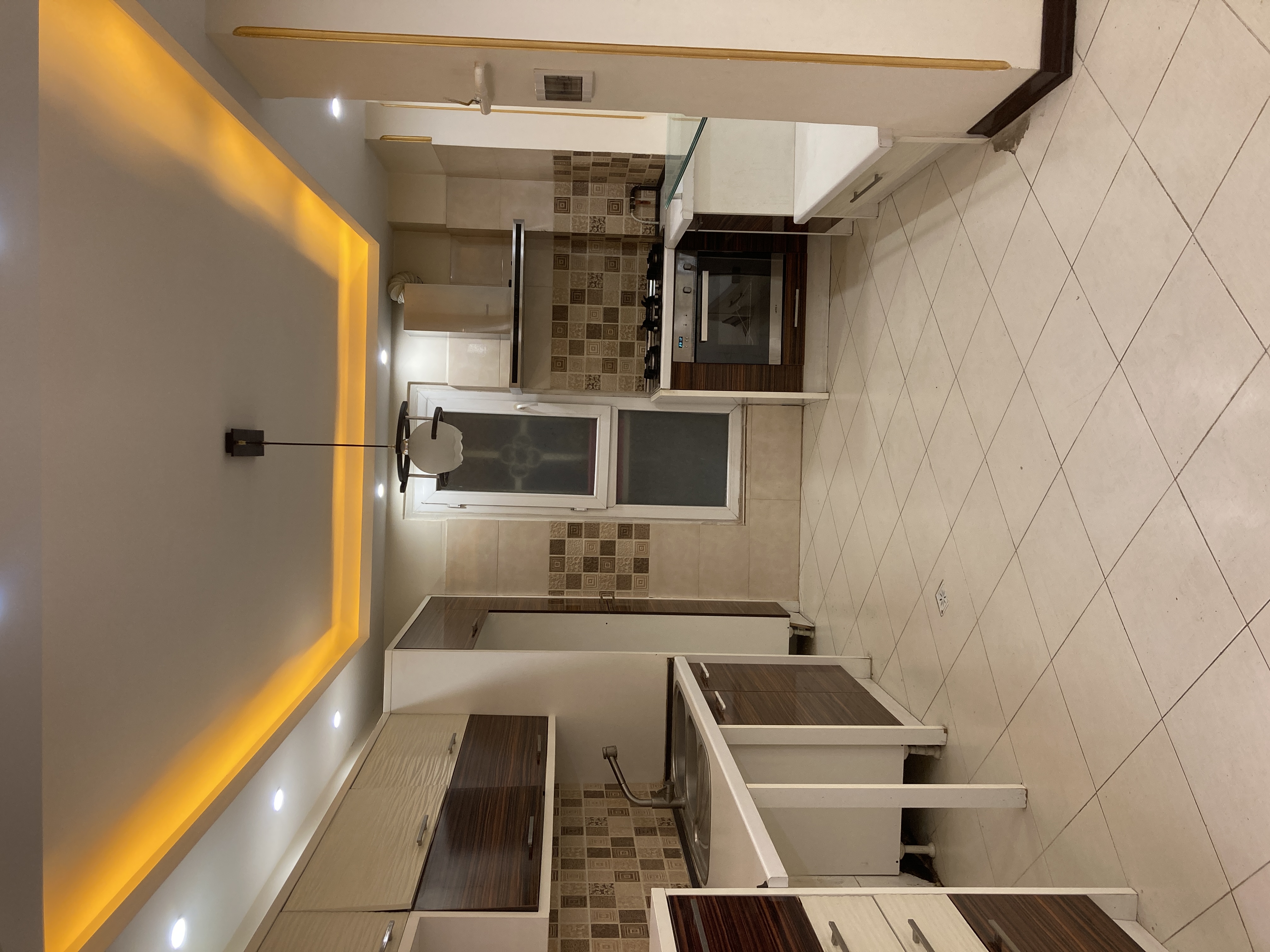 اجاره آپارتمان 137 متر دیباجی جنوبی،گرکانی