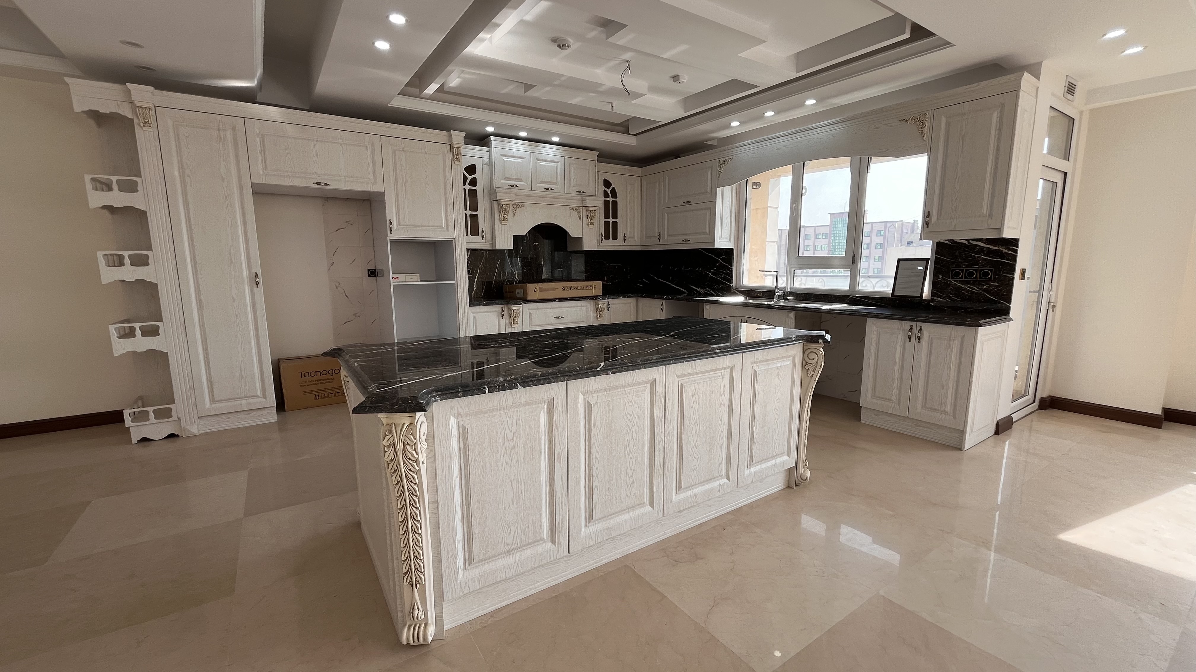 اجاره آپارتمان 220متر هروی فول امکانات 2پارکینگ