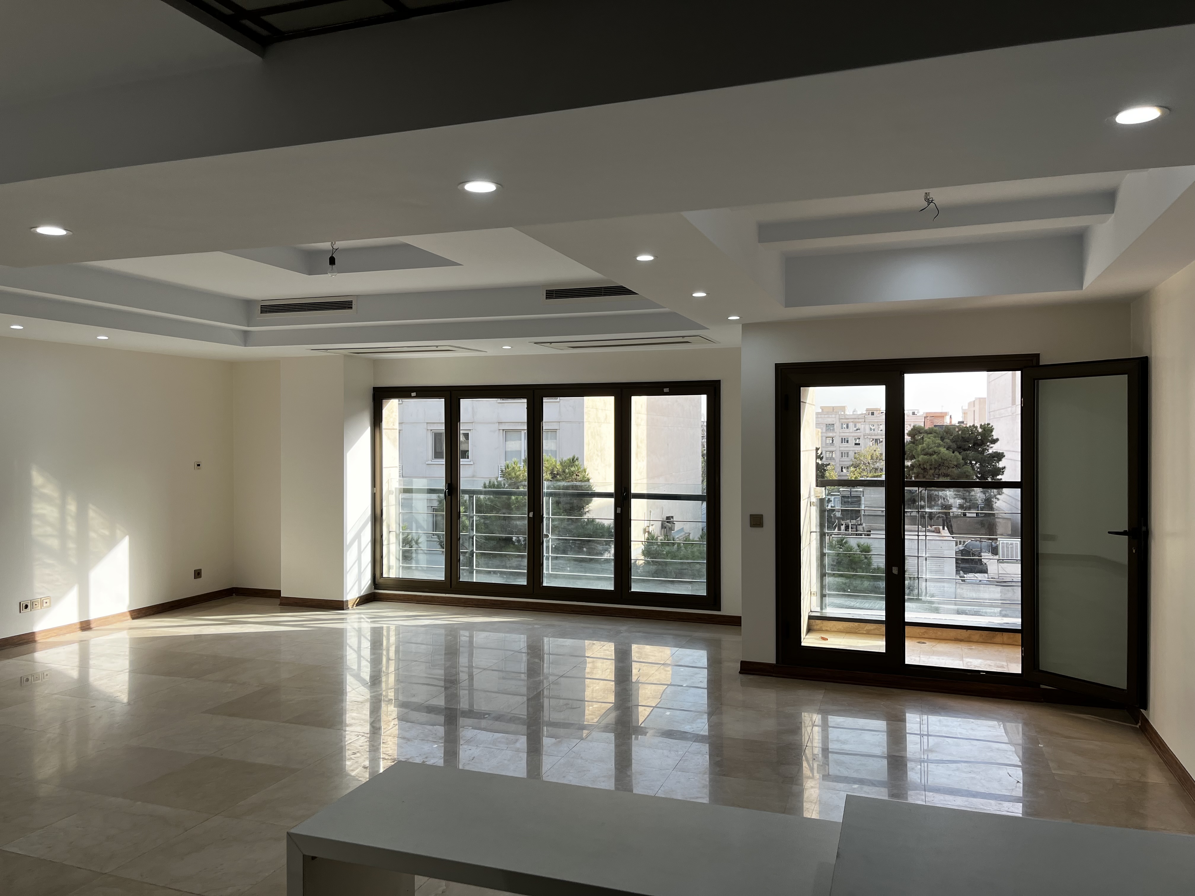 اجاره آپارتمان 185 متر پاسداران 3 خواب