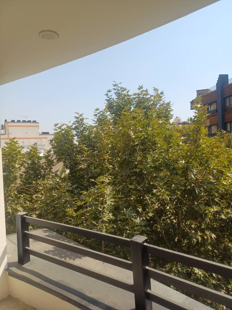 فروش آپارتمان 240متر فرمانیه شرقی فول بازسازی