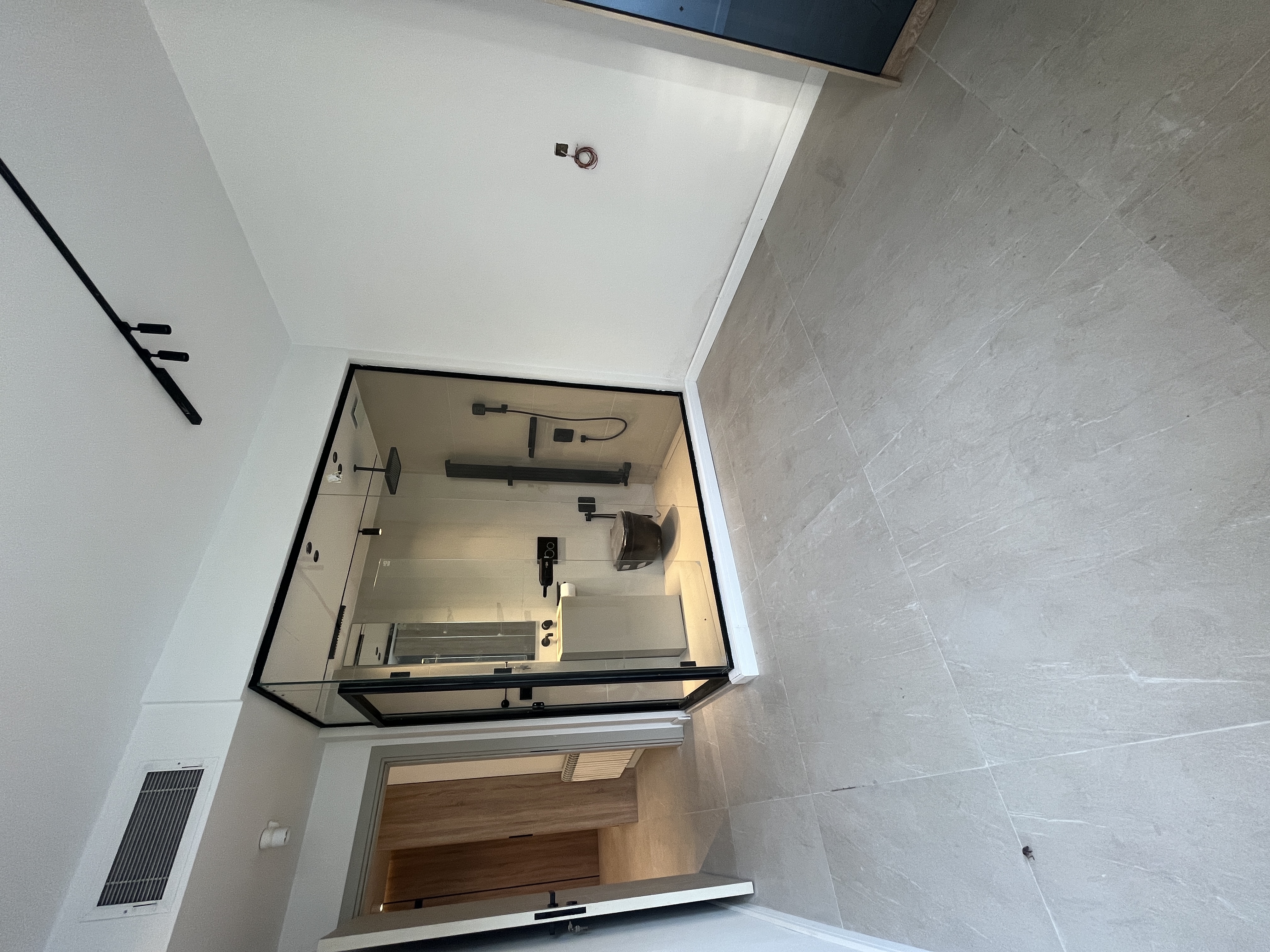 80 متر 2 خواب فول بازسازی