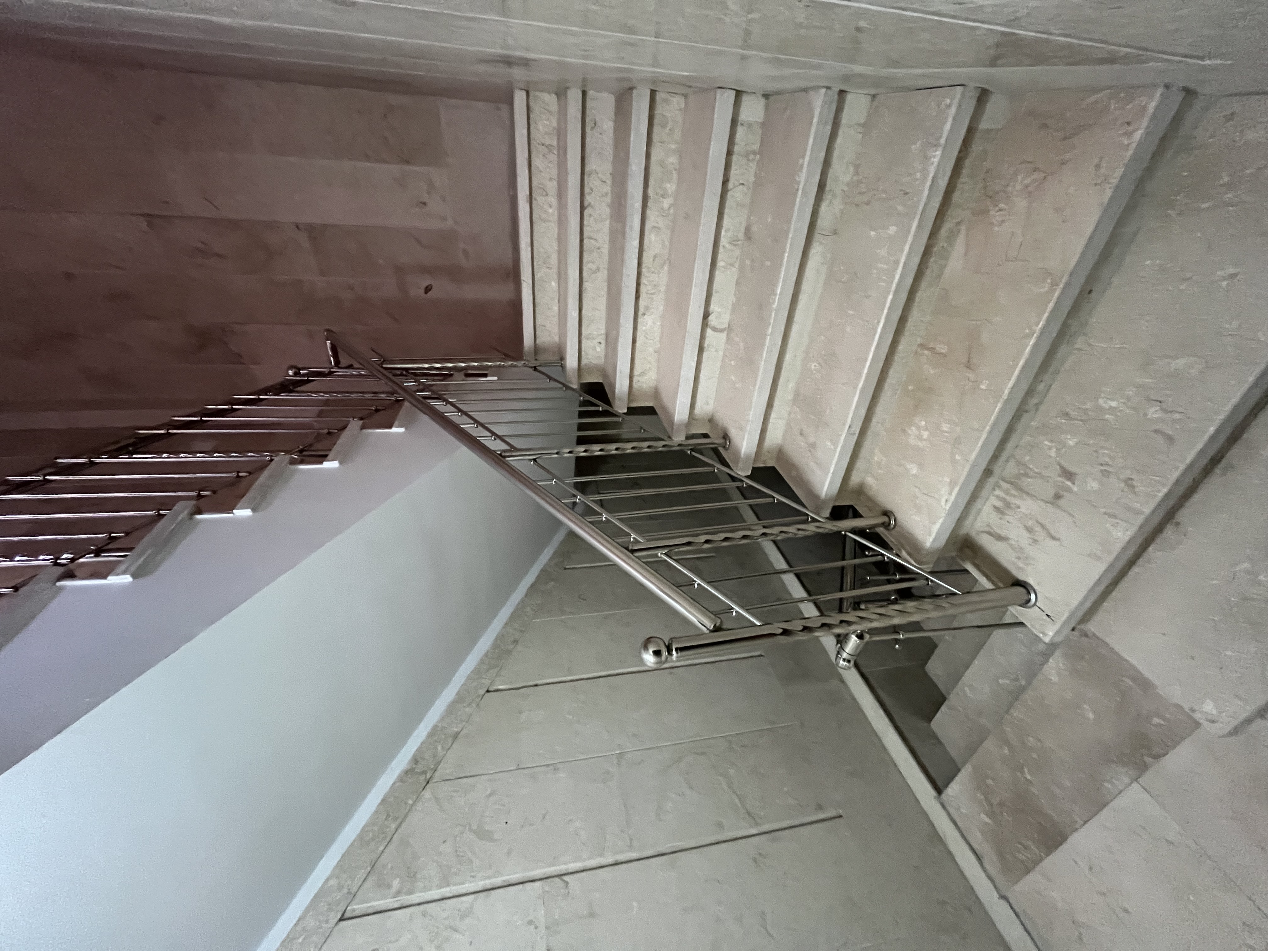 فروش آپارتمان 210 متر دروس تاپ لوکیشن