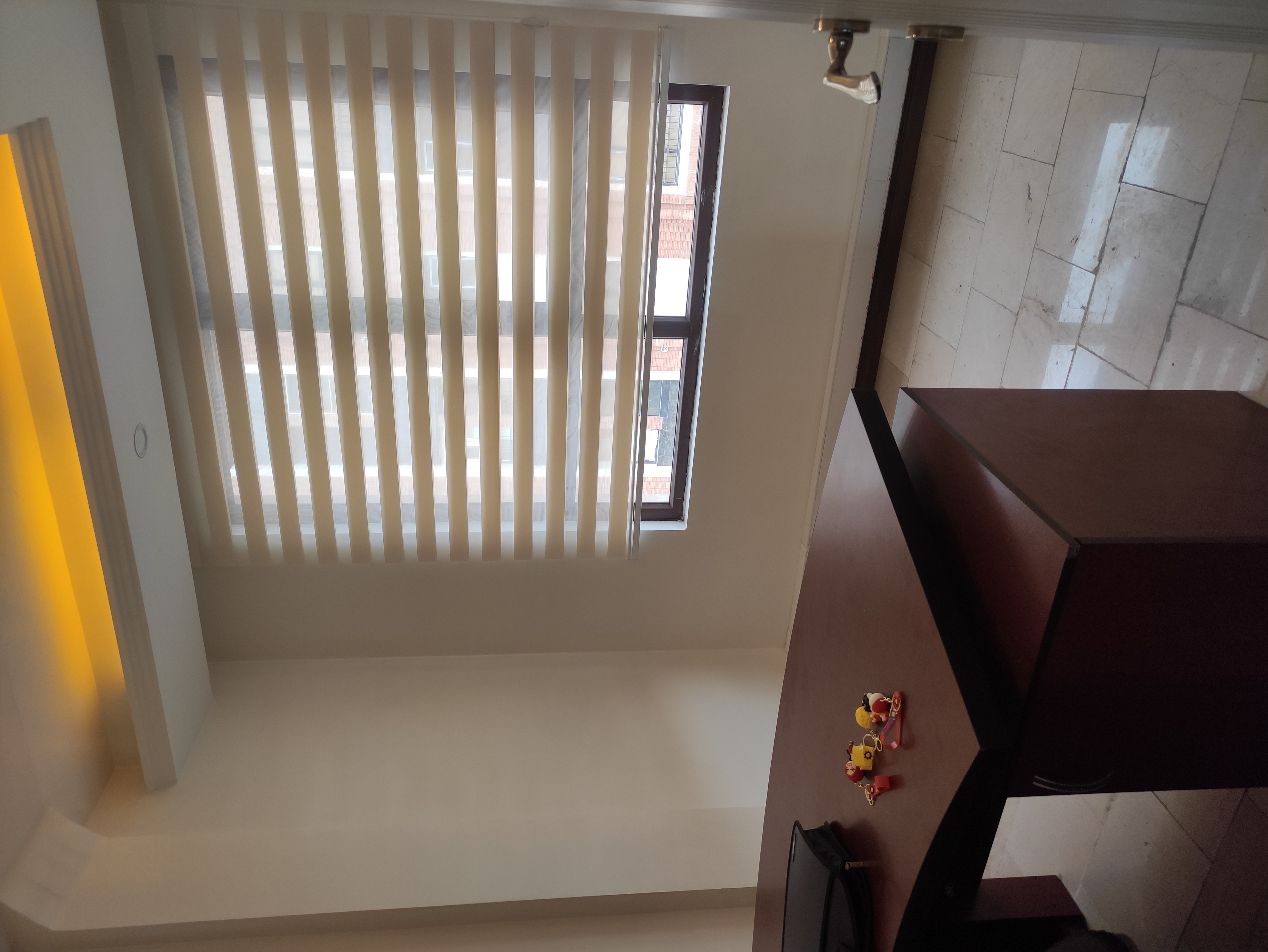 اجاره اداری 120 متر نارمک سه اتاق