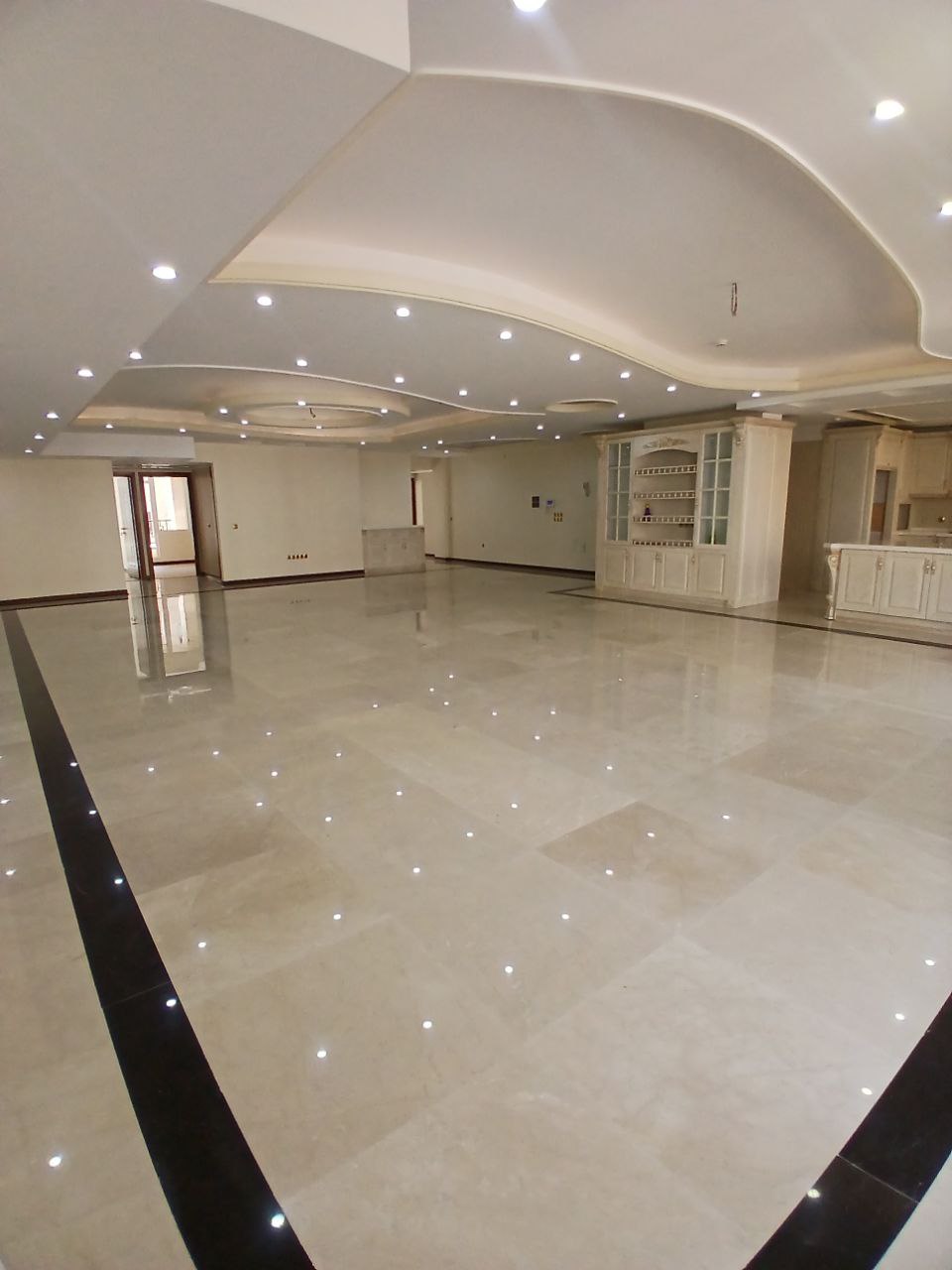 خرید آپارتمان 253 متر مدائن 4خواب تکواحدی فول