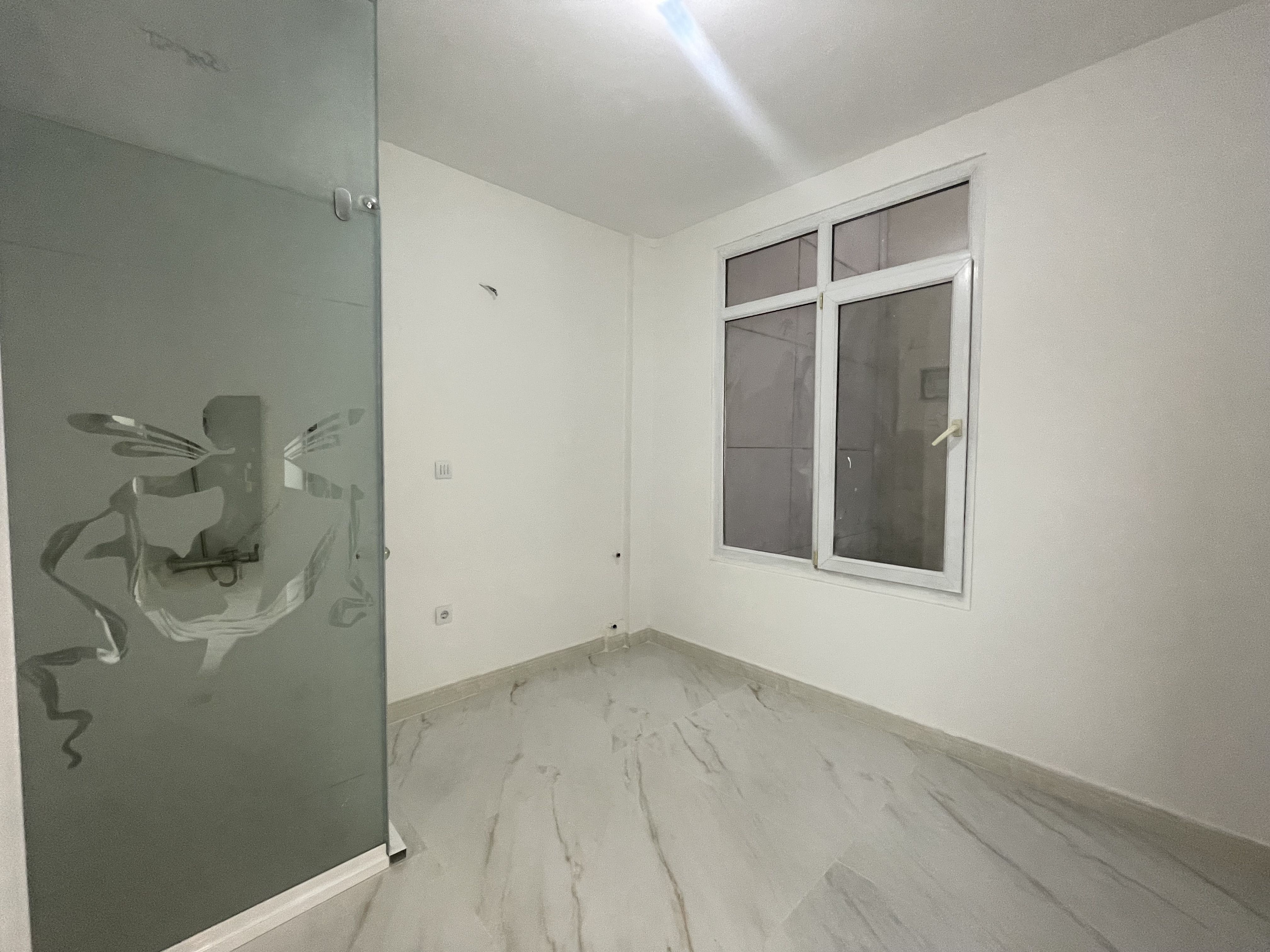 اجاره آپارتمان 175 متر آجودانیه تاپ لوکیشن