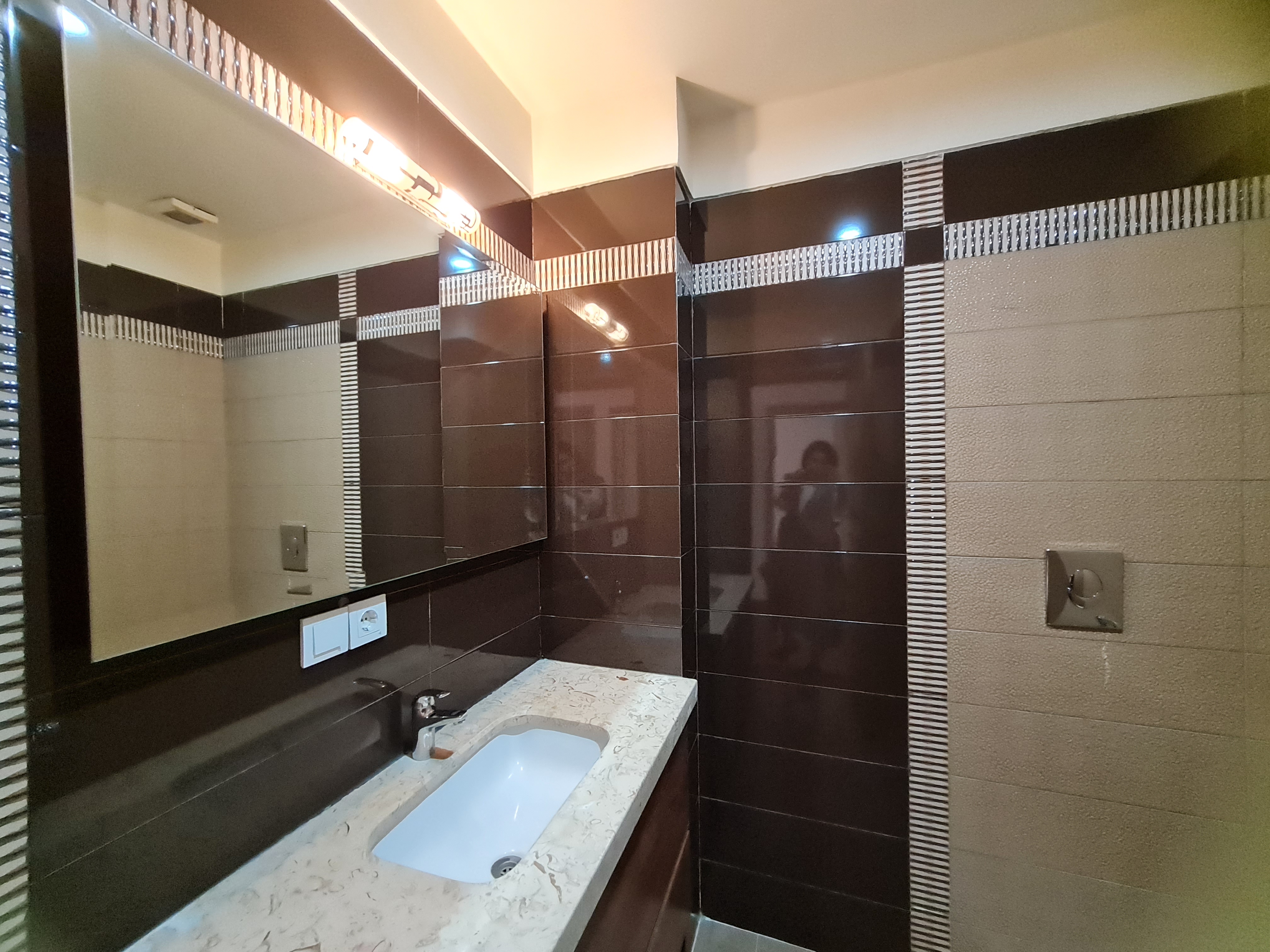 فروش آپارتمان 145 متر دیباجی عطار