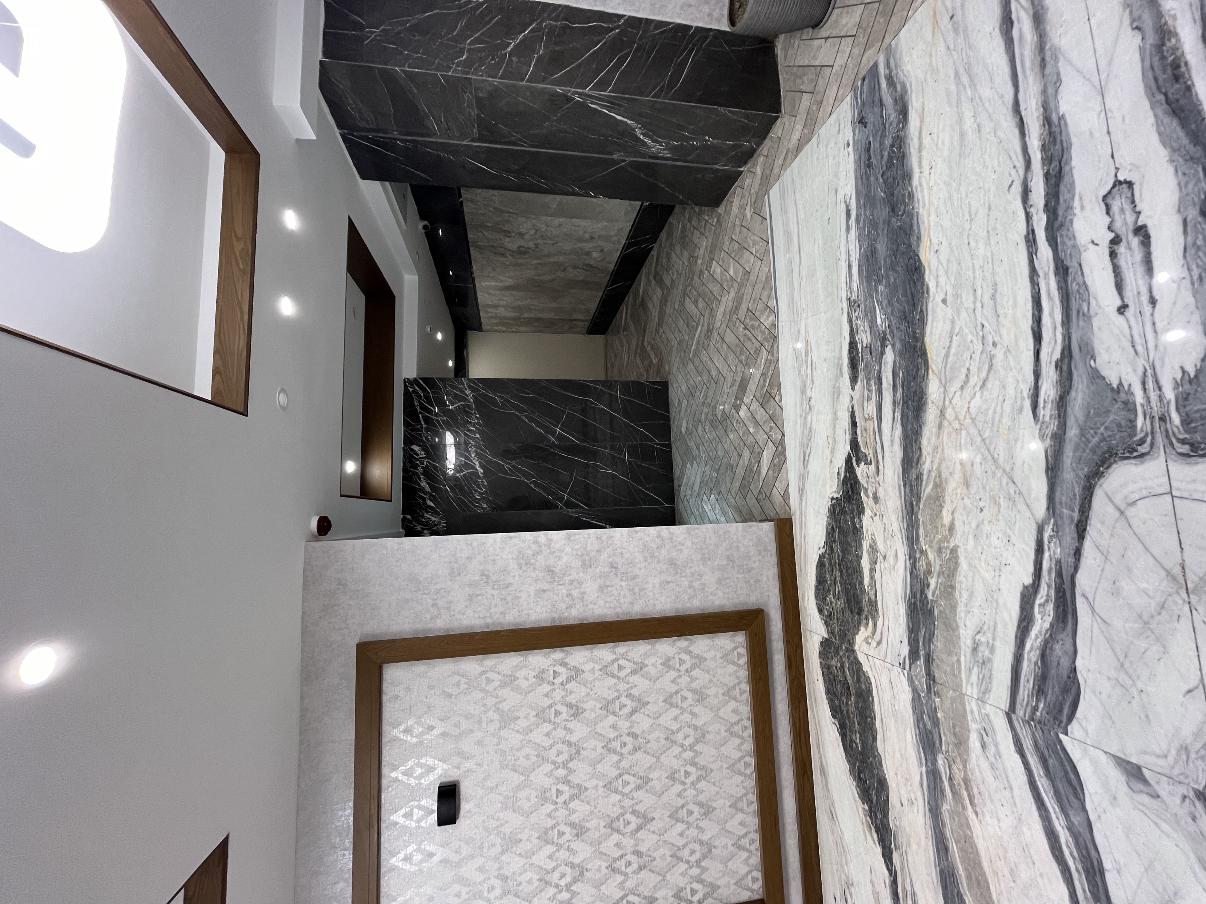 فروش آپارتمان 130 متر سه خوابه نوساز در دیباجی