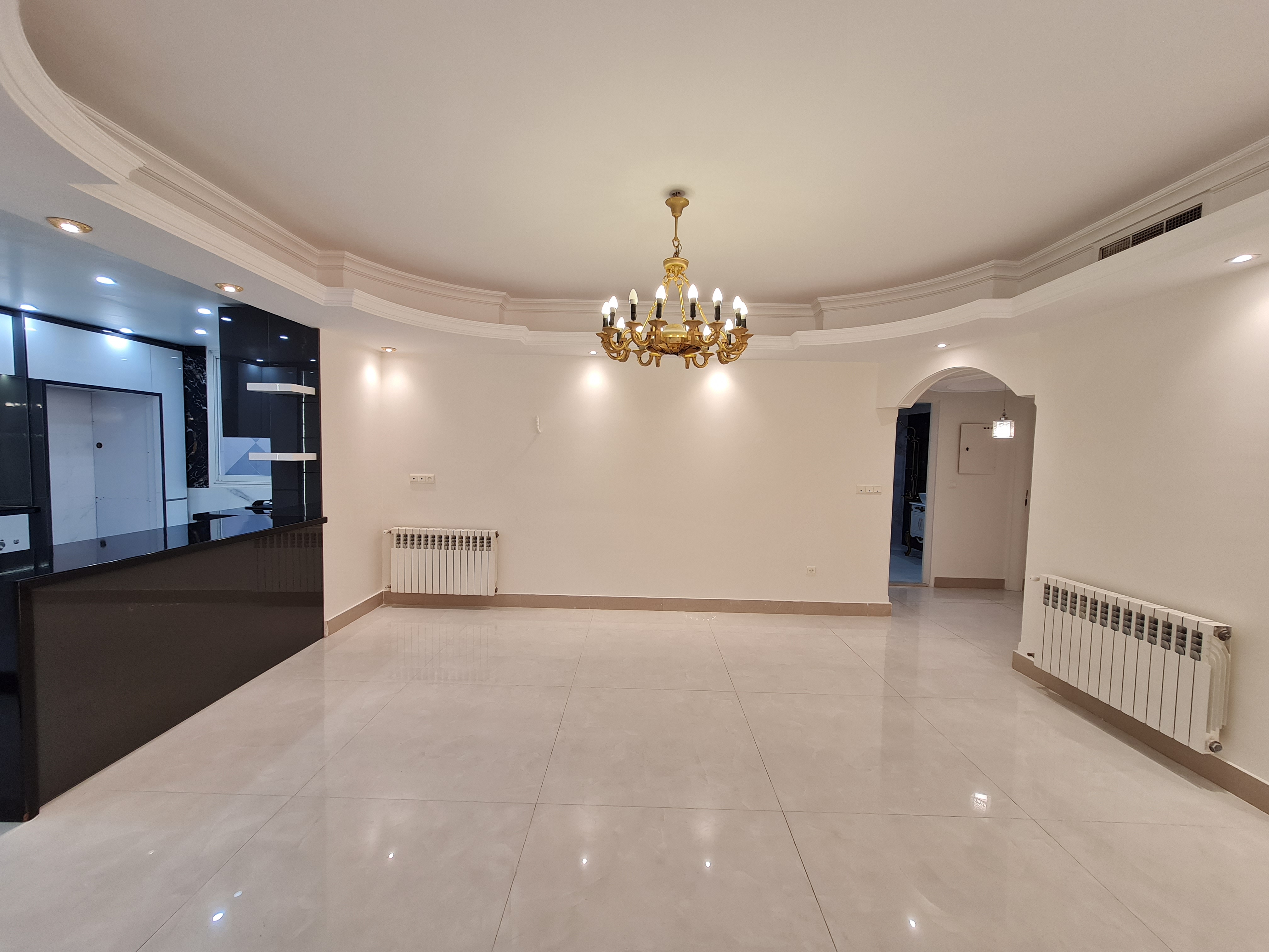 فروش‌ آپارتمان 165 متر تاپ لوکیشن کیکاووس