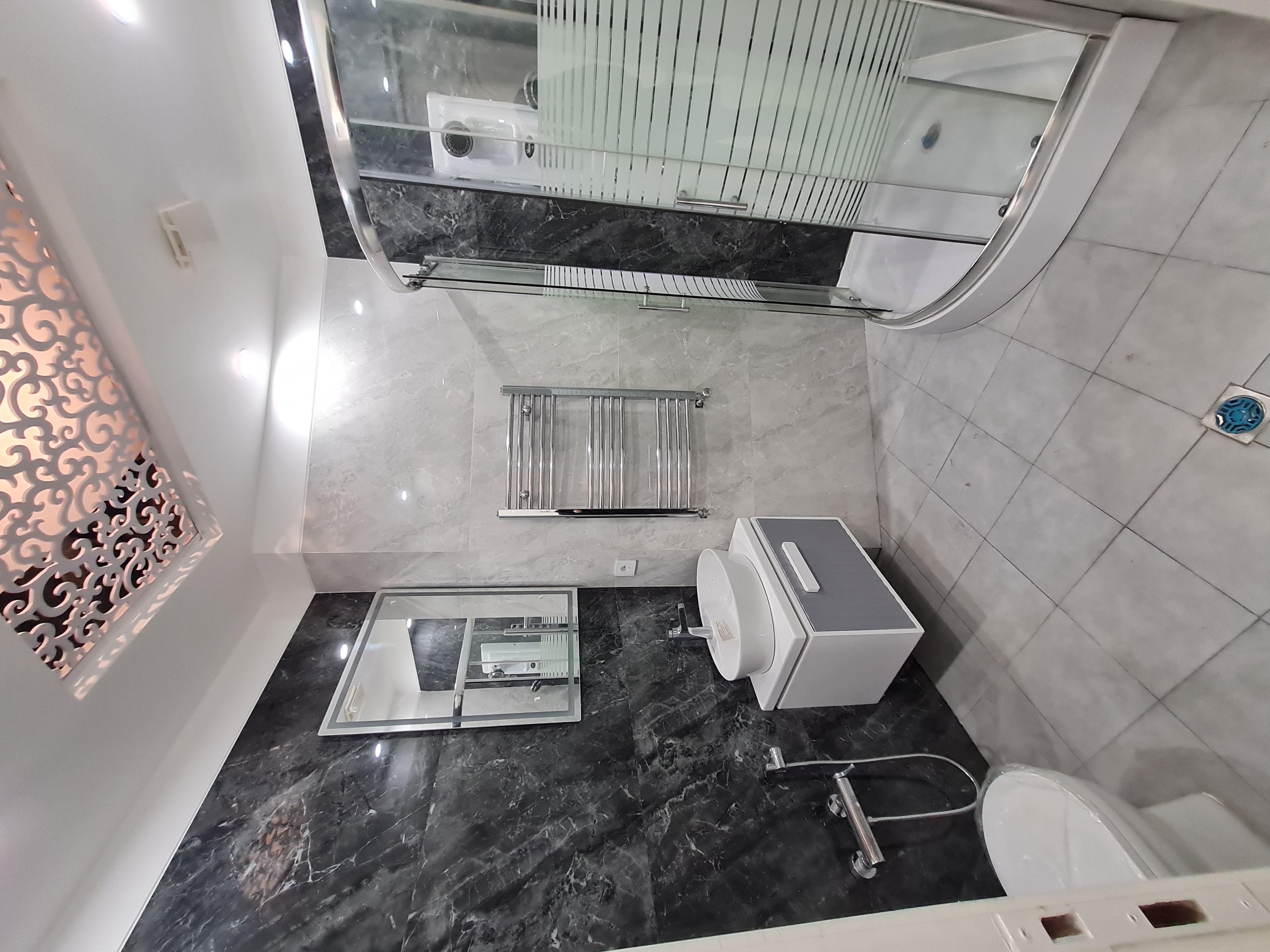 فروش آپارتمان 250 متر آجودانیه تاپ لوکیشن