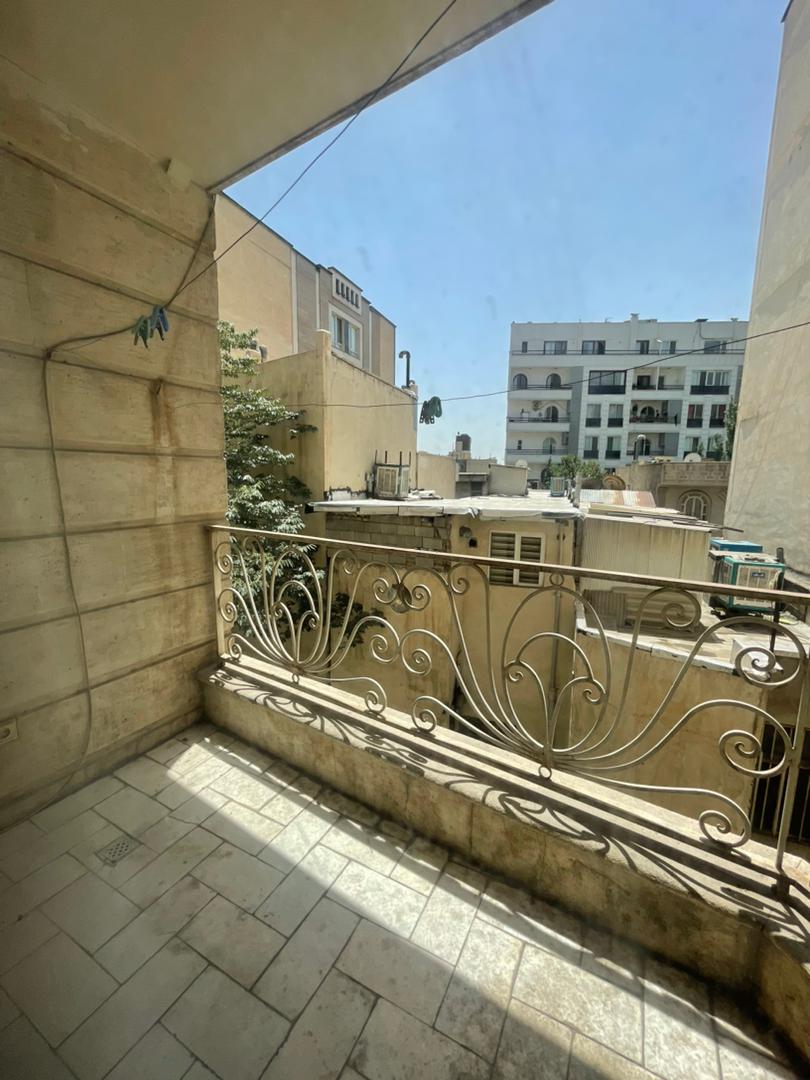 فروش آپارتمان 180متر فرمانیه شرقی مشاعات آبی فعال