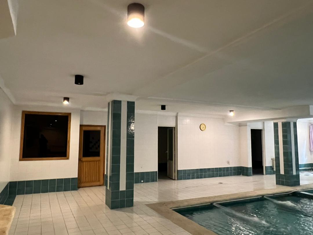 فروش آپارتمان نیاوران 203 متر ویو مشجر نزدیک پارکینگ لوکیشن اعیانی