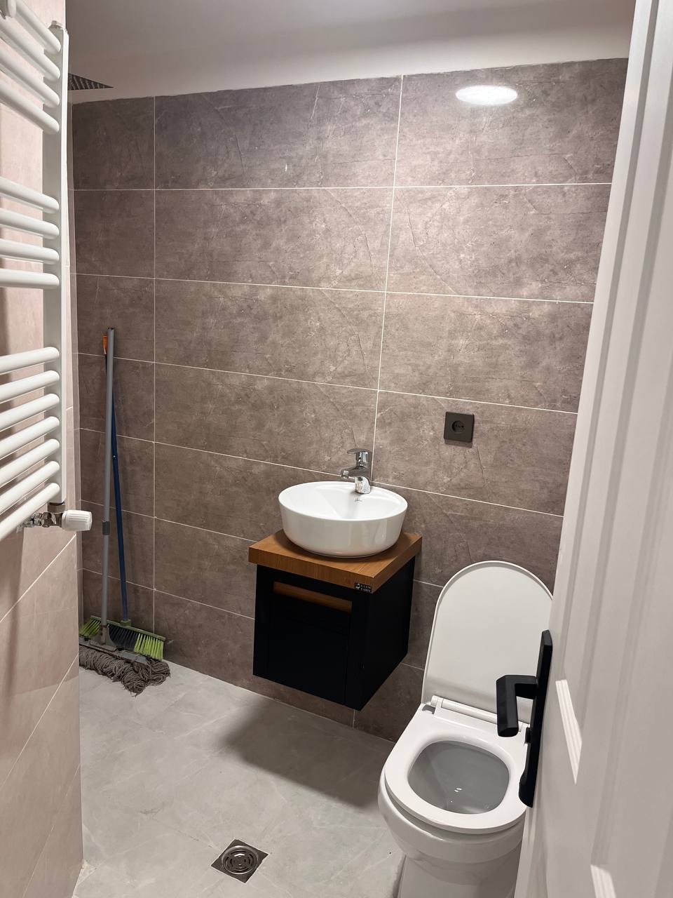 فروش آپارتمان 150 متر فول بازسازی شده تاپ لوکیشن دیباجی منظریه