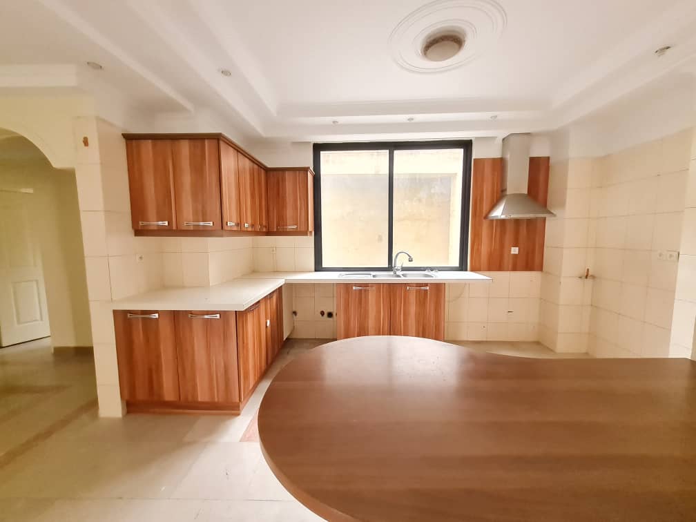 ۹۲متر/فول/۱۰ساله/دولت بلوارکاوه