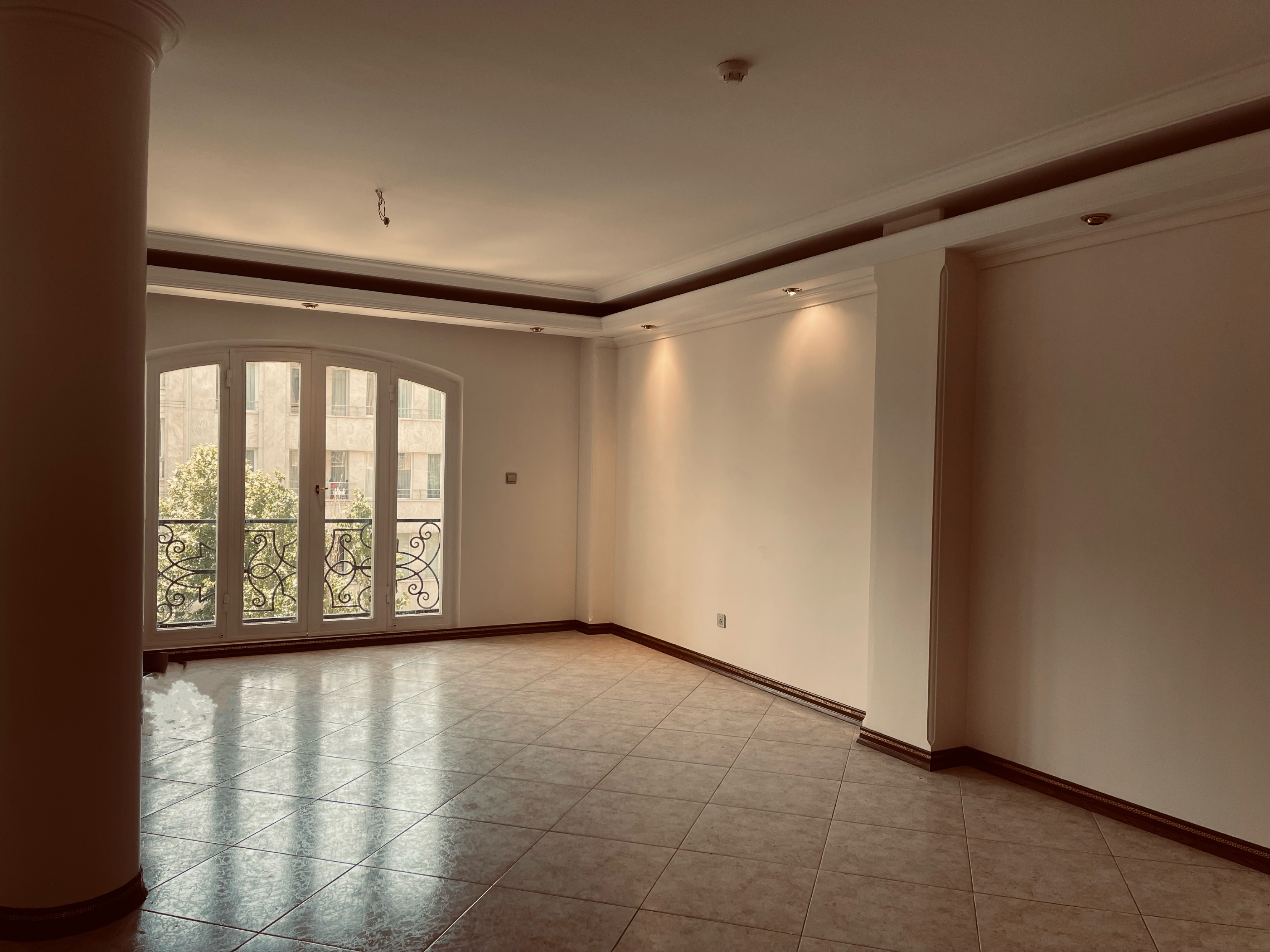 اجاره آپارتمان 150 متر کامرانیه تاپ لوکیشن
